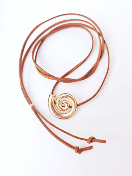 Colar Couro Camura Caramelo Pingente Spiral